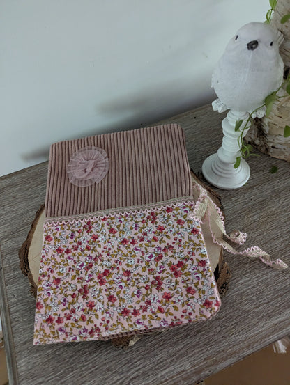 protège carnet de santé velours rose et liberty