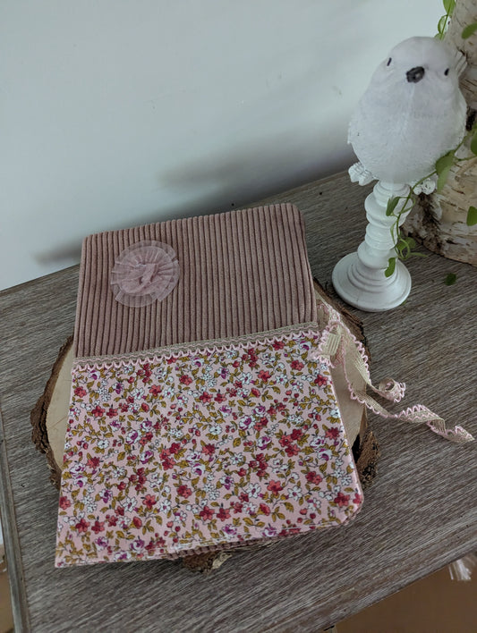 protège carnet de santé velours rose et liberty