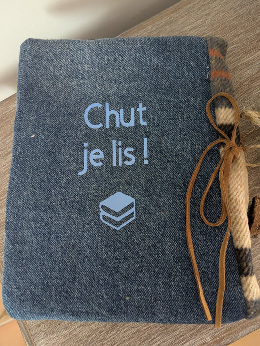 pochette à livre floquée tissus entièrement upcyclé