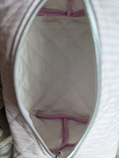 Trousse rayée blanche et rose cœur